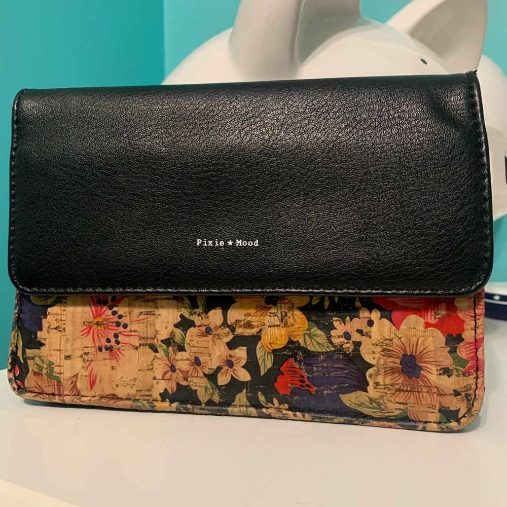 Pixie Mood Clutch with attachments to make into a crossbody purse!